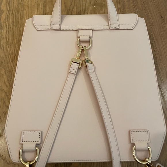 Genuine Leather light pink backback - Picture 6 of 6